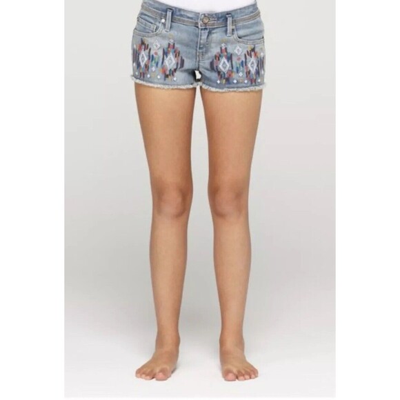ROXY Juniors Size 9/29 Embroidered BOHO Southwest Print Jeans Shorts Frayed Hems - Picture 2 of 14